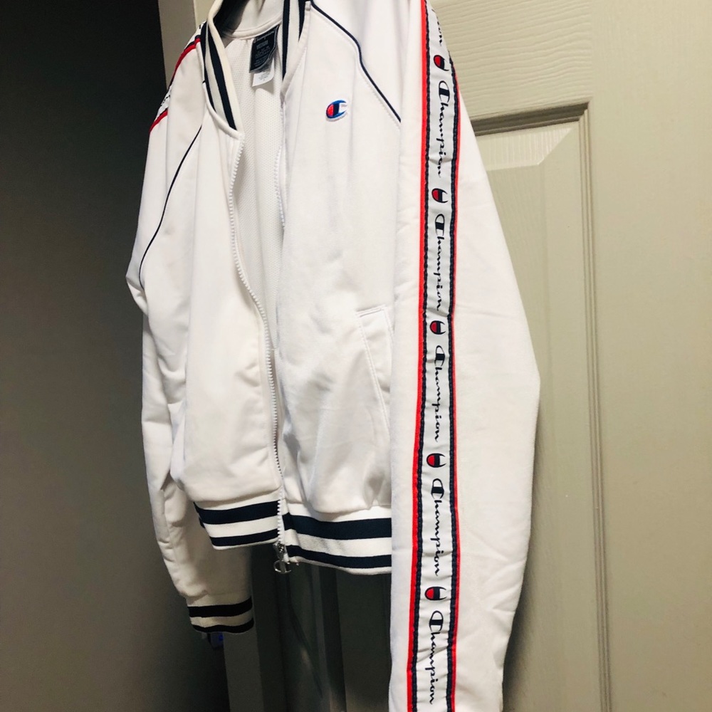 Champion hat & jacket - Picture 3 of 8